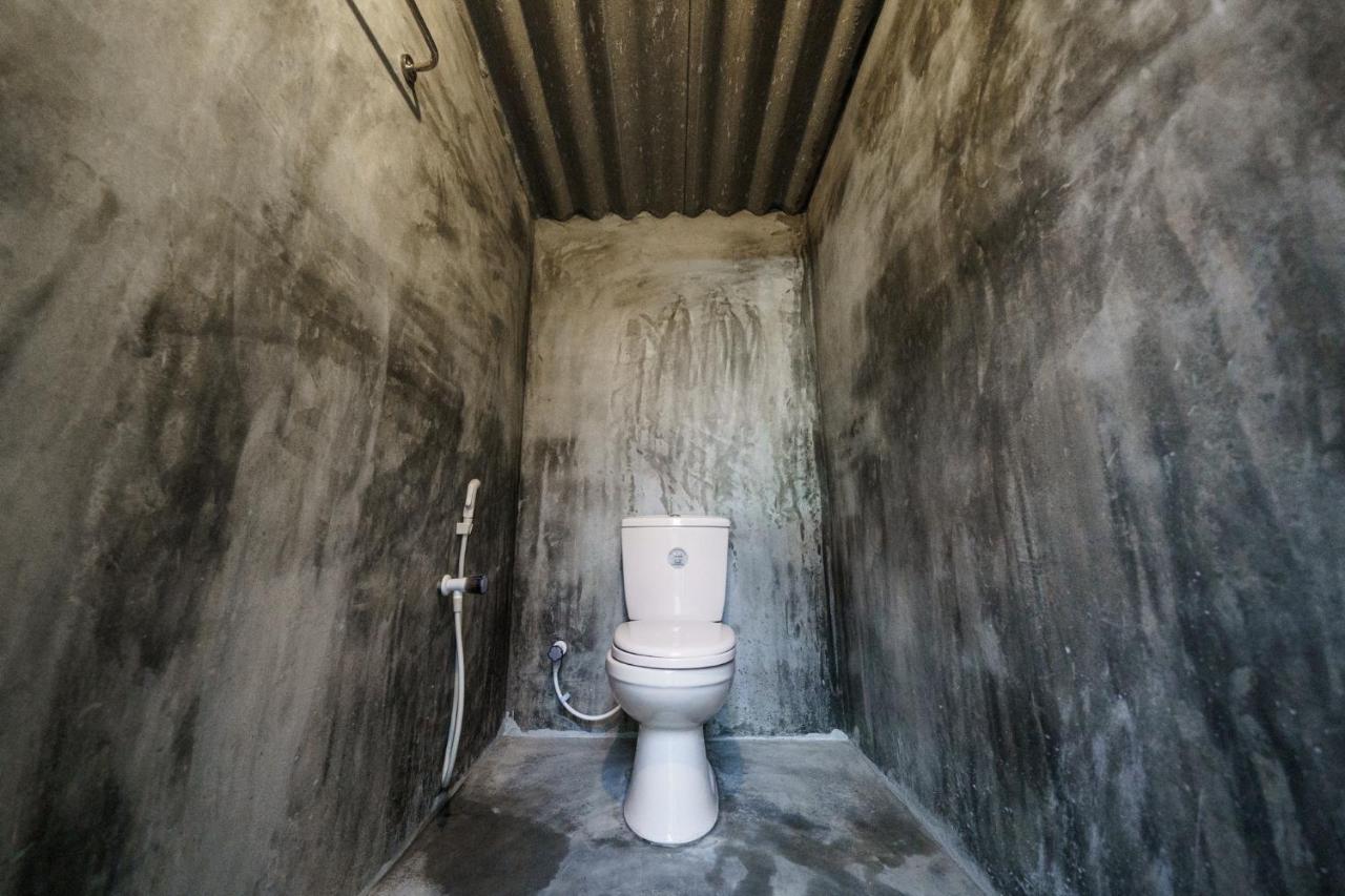 Alcatraz Hostel Arugam Kudah Eksteriør bilde